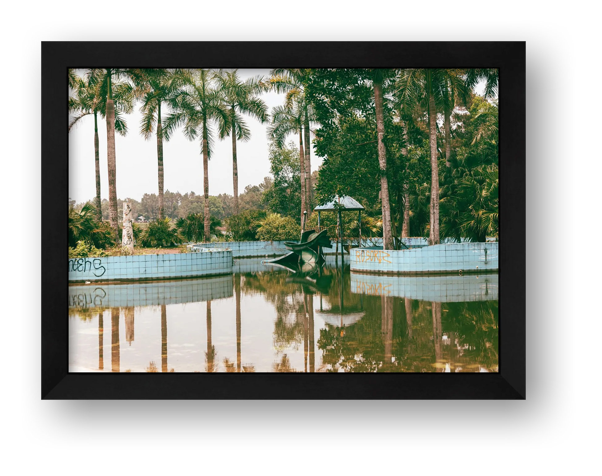 Echoes of Hồ Thuỷ Tiên — framed