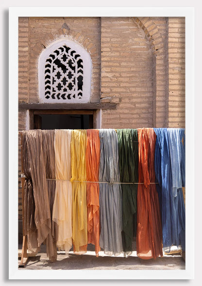 Sunlit Silk Splendor