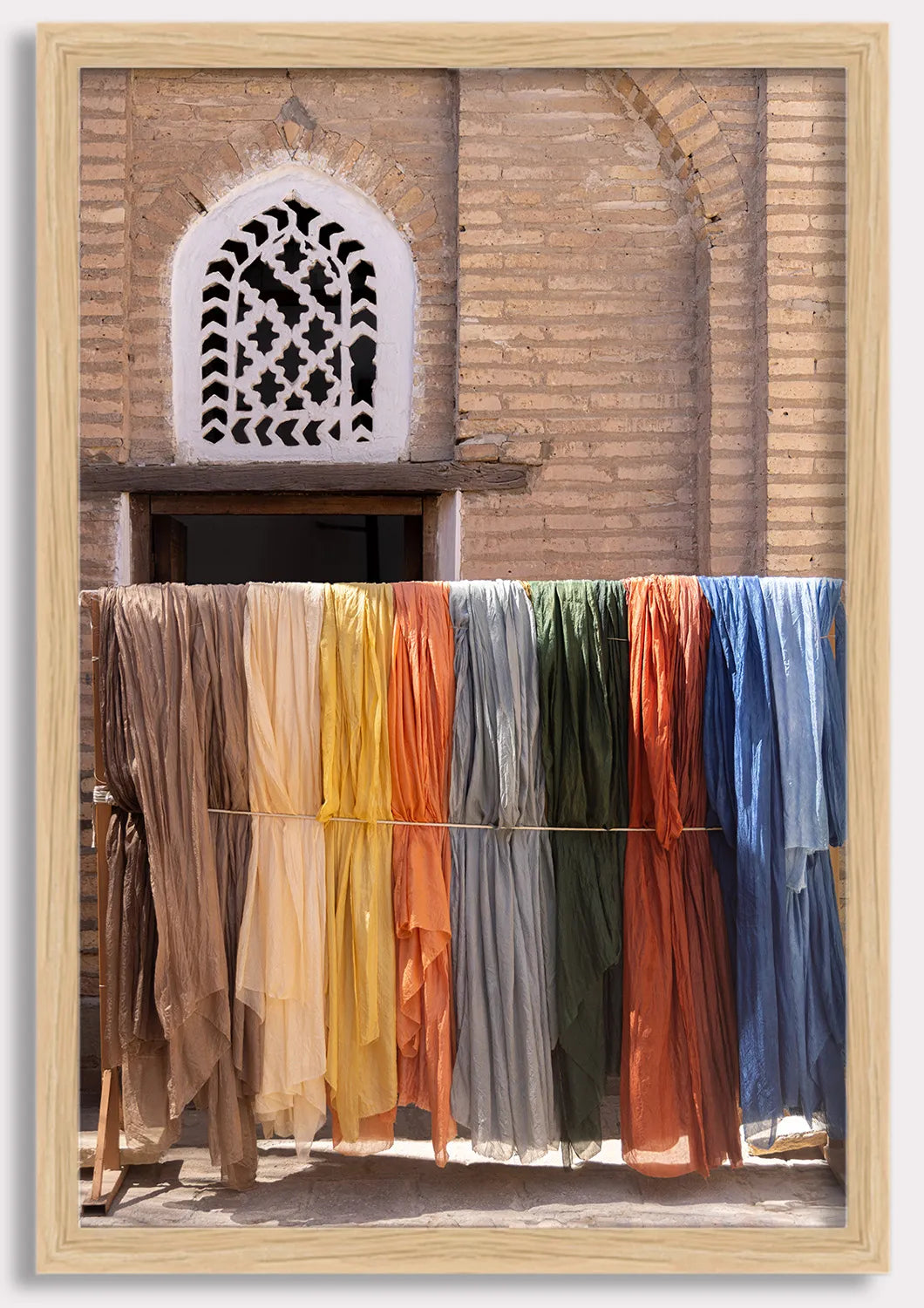 Sunlit Silk Splendor